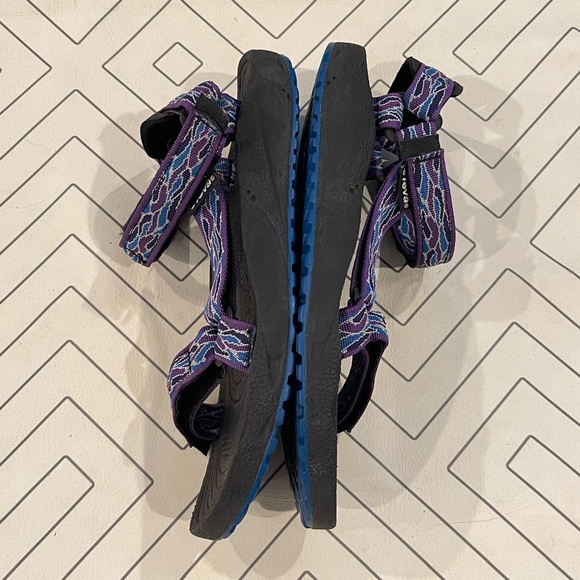 Teva Velcro Sandals - Picture 5 of 9